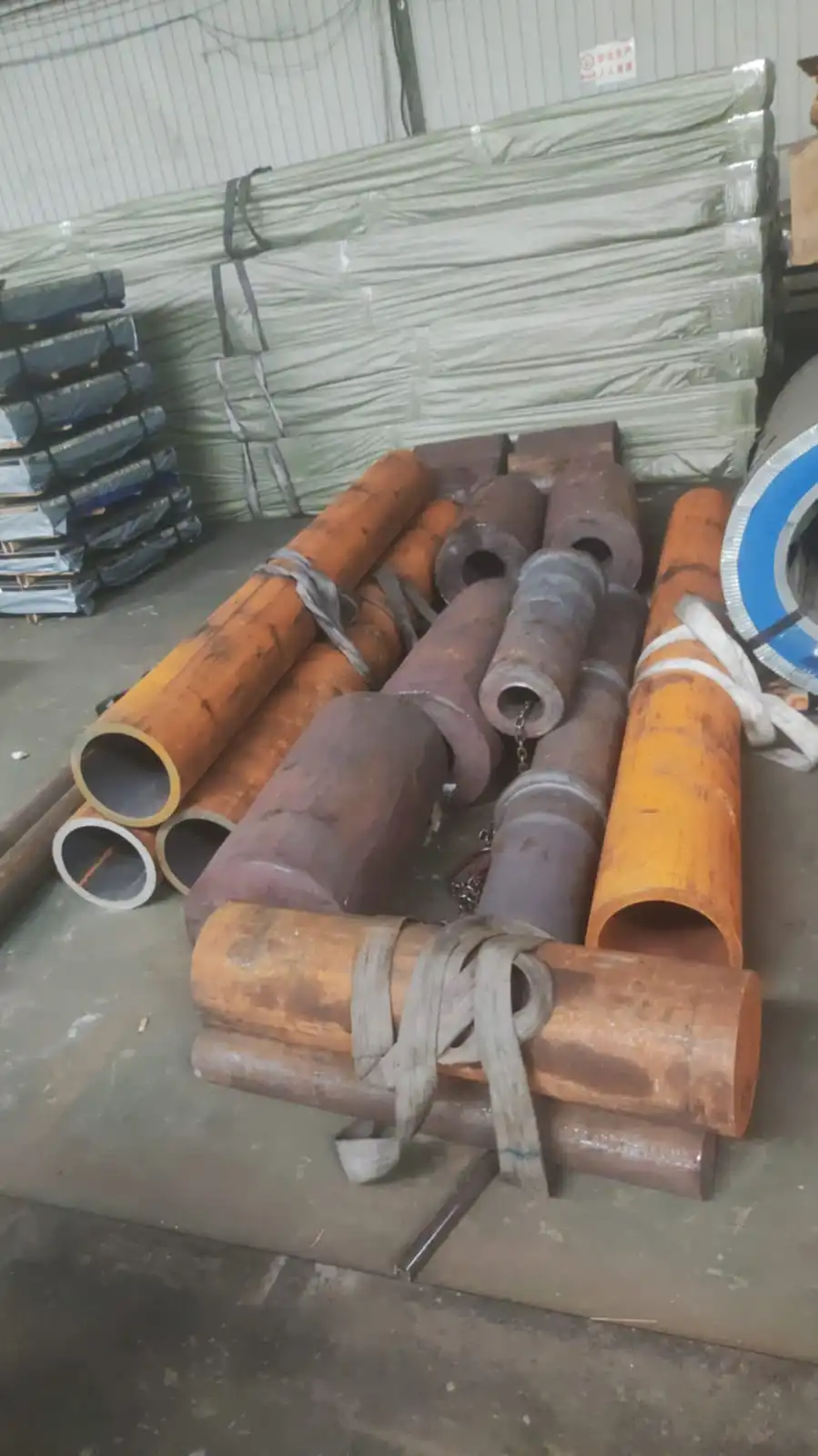 CHINA - BATAM FCL 1X20FT (DOOR TO DOOR)