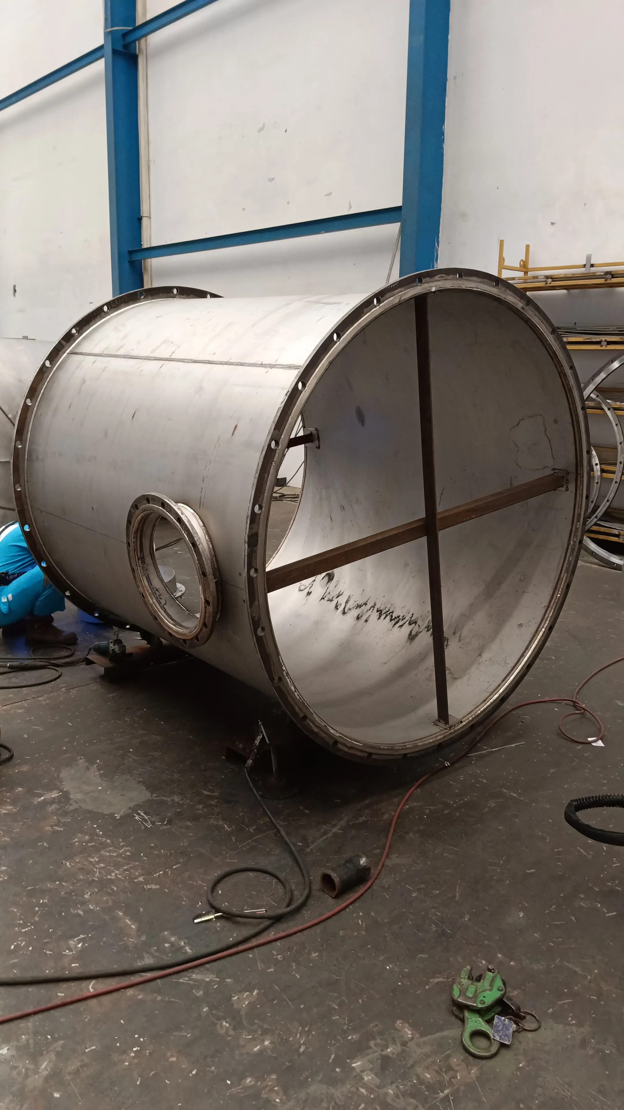 BATAM - SINGAPORE LCL SEA (PORT TO DOOR)